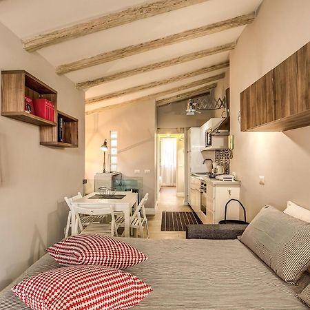 Attic With Terrace By Trevi Fountain Appartement Rome Buitenkant foto