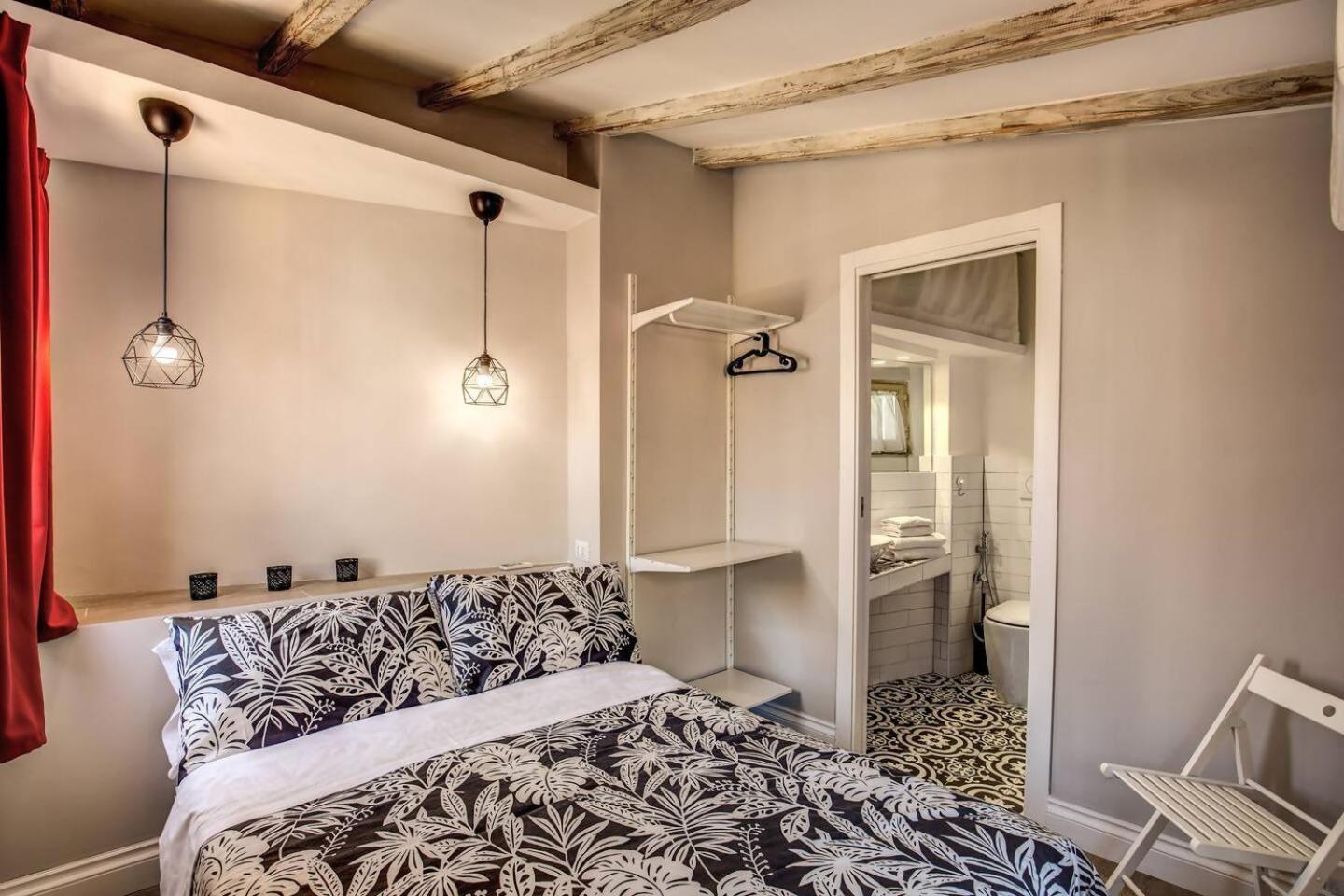 Attic With Terrace By Trevi Fountain Appartement Rome Buitenkant foto