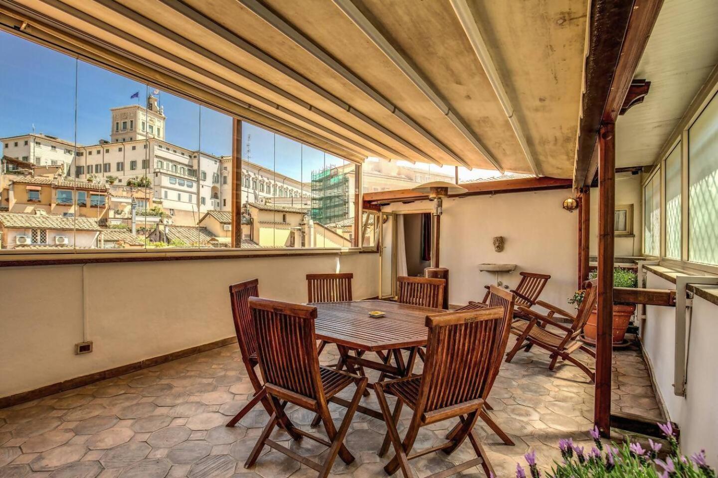 Attic With Terrace By Trevi Fountain Appartement Rome Buitenkant foto