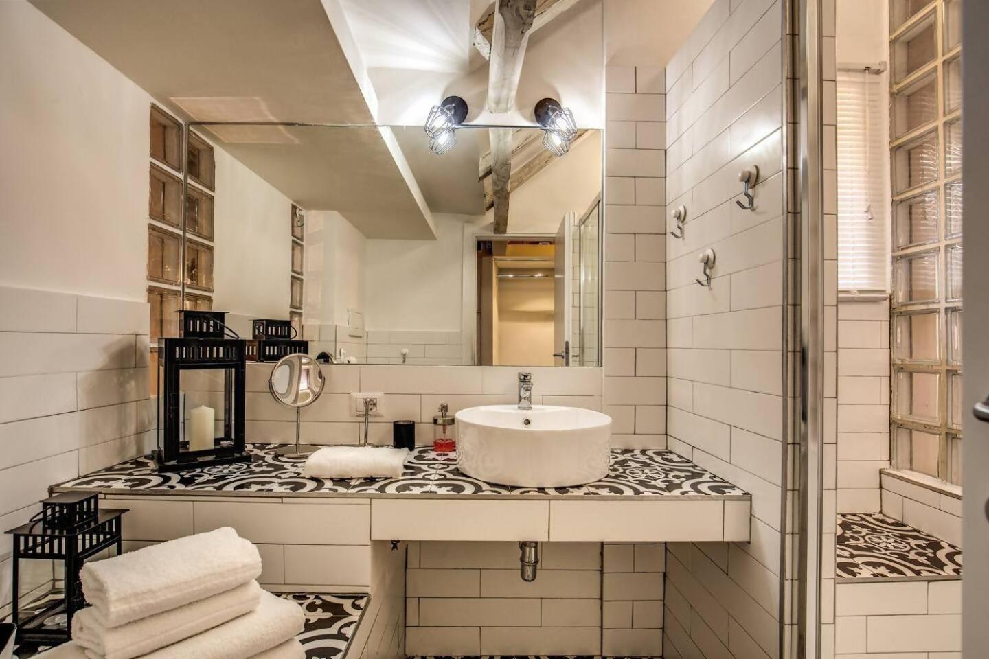 Attic With Terrace By Trevi Fountain Appartement Rome Buitenkant foto