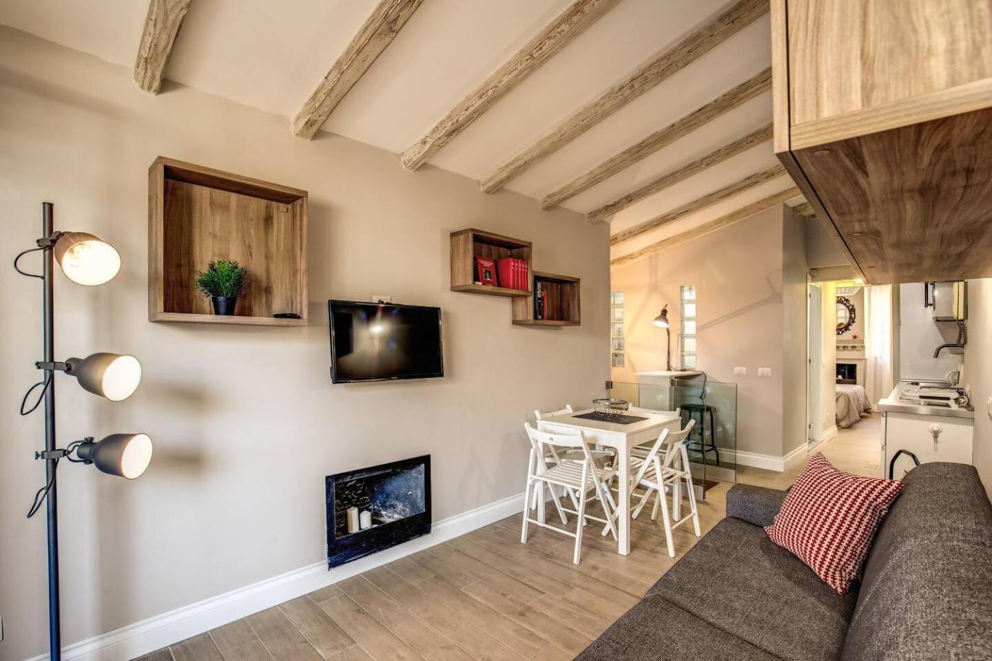 Attic With Terrace By Trevi Fountain Appartement Rome Buitenkant foto