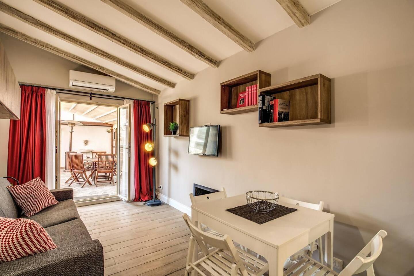 Attic With Terrace By Trevi Fountain Appartement Rome Buitenkant foto