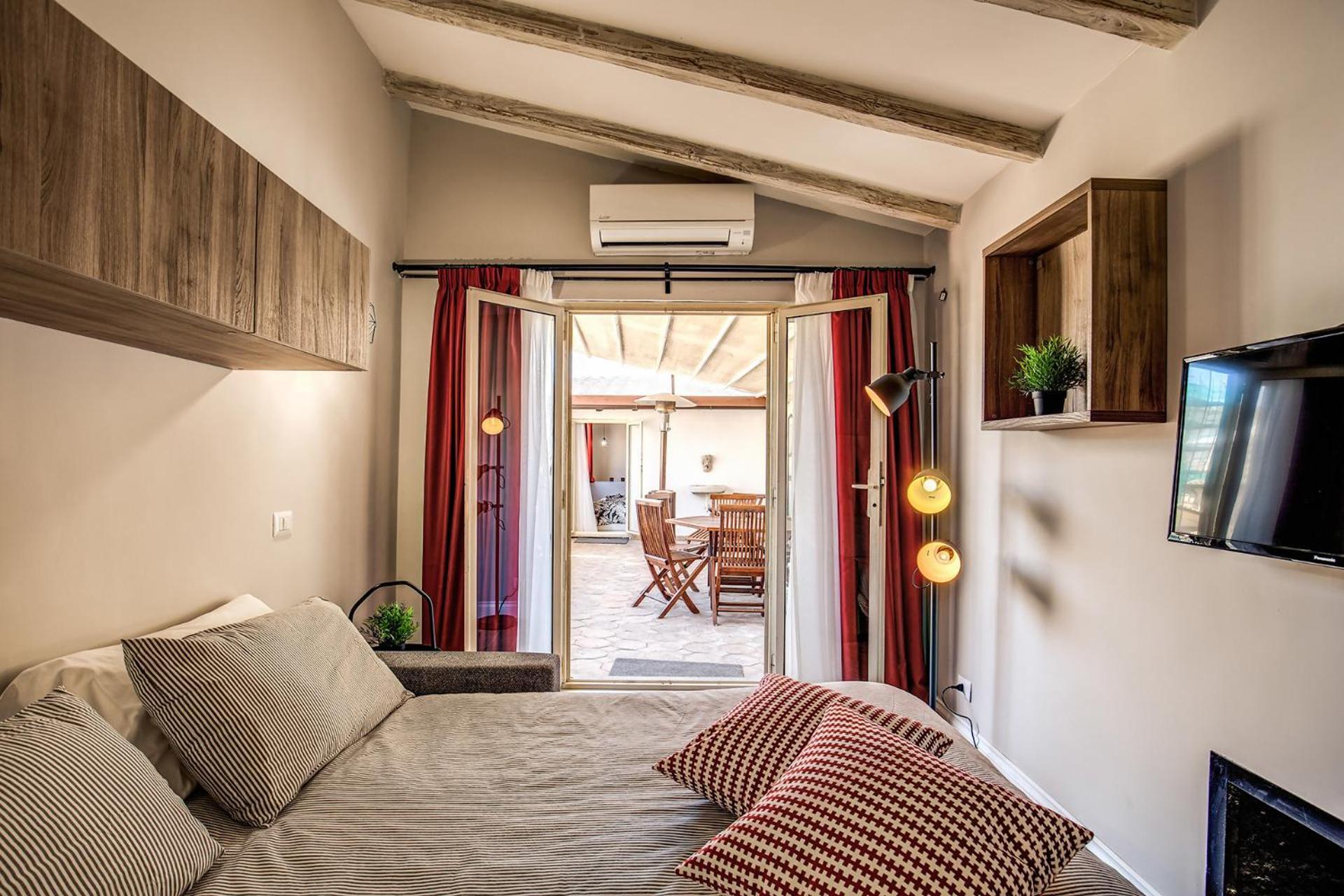 Attic With Terrace By Trevi Fountain Appartement Rome Buitenkant foto